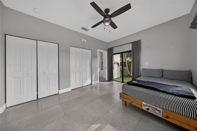 4000 NE 23rd Avenue, Lighthouse Point, FL 33064