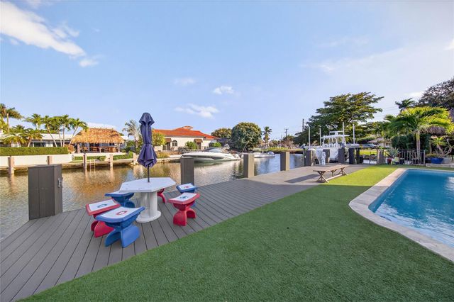 4000 NE 23rd Avenue, Lighthouse Point, FL 33064