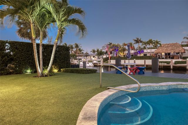 4000 NE 23rd Avenue, Lighthouse Point, FL 33064