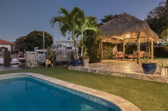 4000 NE 23rd Avenue, Lighthouse Point, FL 33064