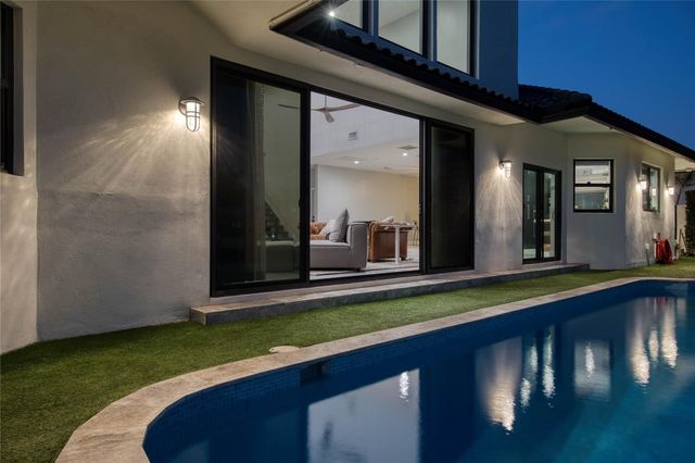 4000 NE 23rd Avenue, Lighthouse Point, FL 33064