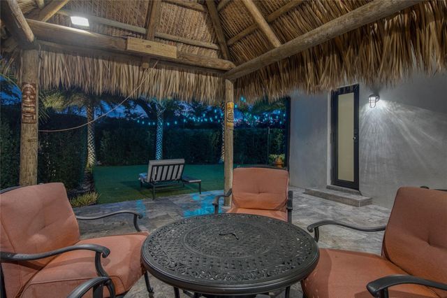 4000 NE 23rd Avenue, Lighthouse Point, FL 33064