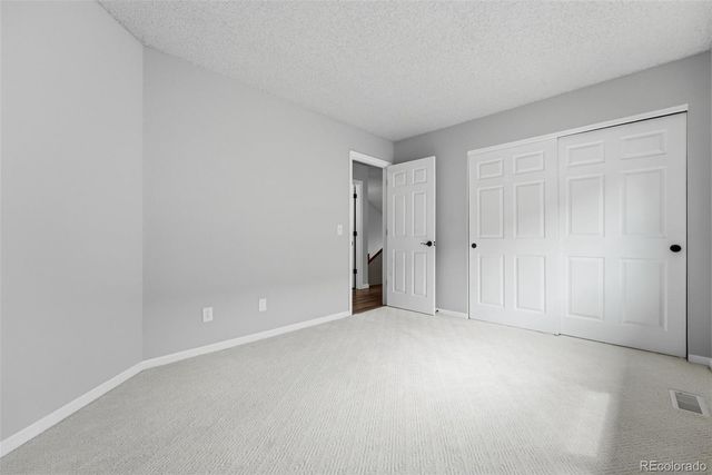 2212 S Nome Court, Aurora, CO 80014