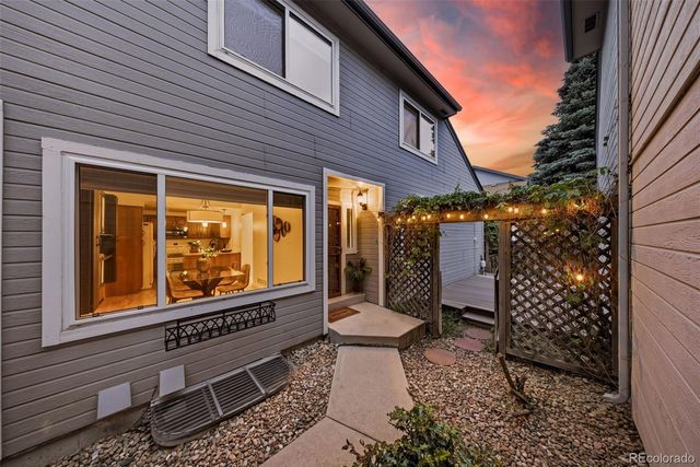 2212 S Nome Court, Aurora, CO 80014