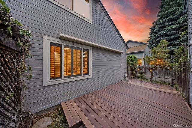 2212 S Nome Court, Aurora, CO 80014