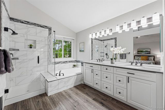 2212 S Nome Court, Aurora, CO 80014