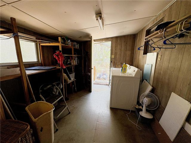 1608 Sammy Henderson St, Rockport, TX 78382