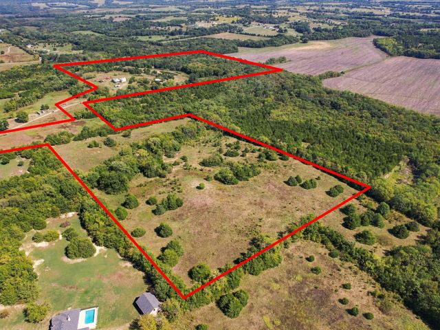 828 Blanton Hill Road, Whitewright, TX 75491
