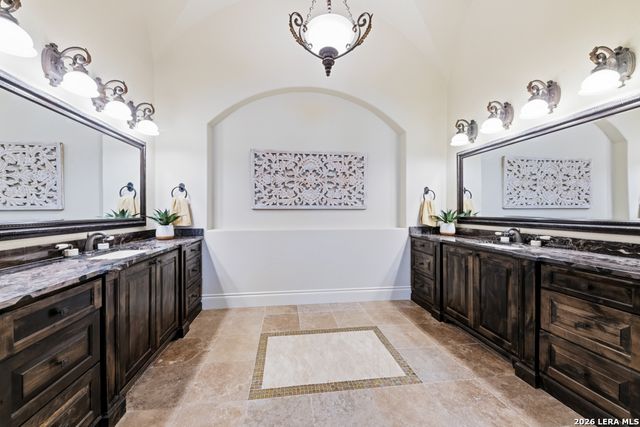 25210 Doral Crst, San Antonio, TX 78260