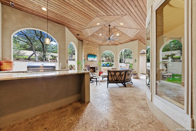 25210 Doral Crst, San Antonio, TX 78260