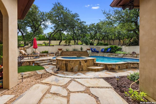 25210 Doral Crst, San Antonio, TX 78260