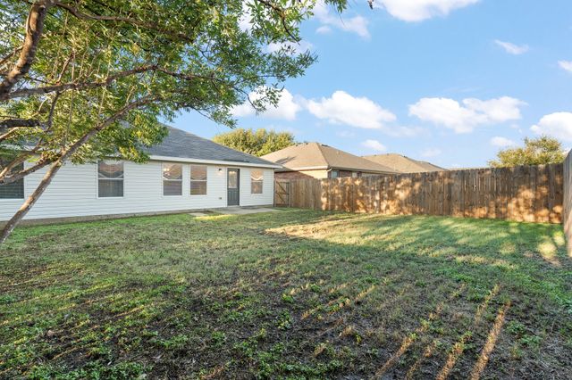 1128 Boxwood Drive, Crowley, TX 76036