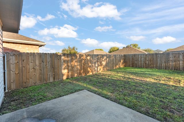 1128 Boxwood Drive, Crowley, TX 76036