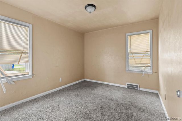 14000 Bringard Drive, Detroit, MI 48205