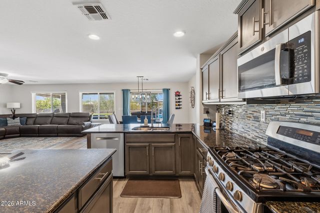 1948 W Black Hill Road, Phoenix, AZ 85085