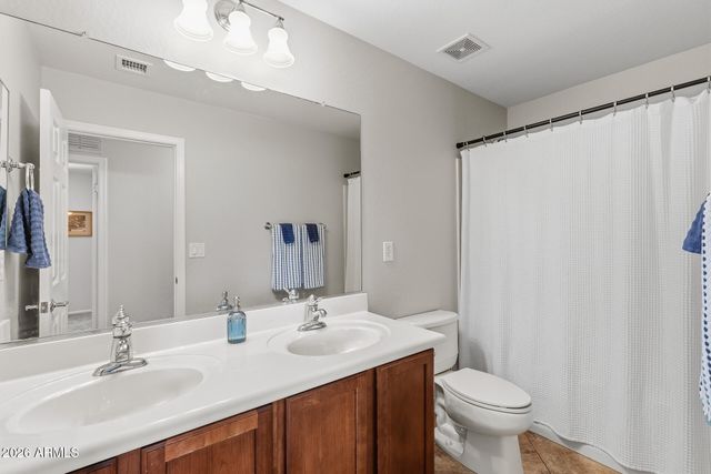 1948 W Black Hill Road, Phoenix, AZ 85085
