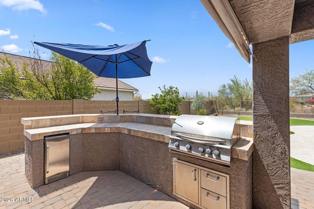 1948 W Black Hill Road, Phoenix, AZ 85085