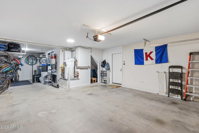 1948 W Black Hill Road, Phoenix, AZ 85085