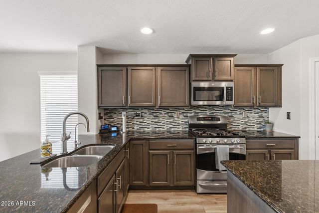 1948 W Black Hill Road, Phoenix, AZ 85085