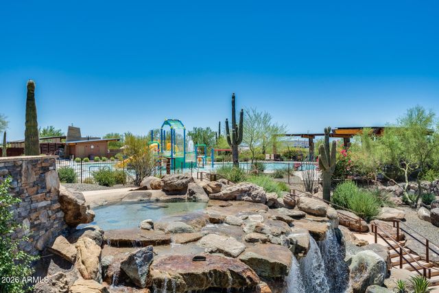 1948 W Black Hill Road, Phoenix, AZ 85085