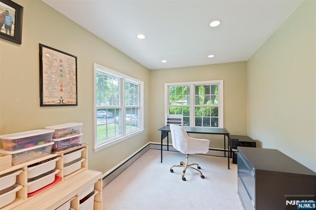 529 Wyndham Road, Teaneck, NJ 07666