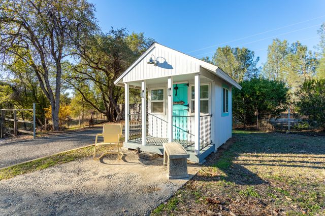 17063 Hawthorne Avenue, Anderson, CA 96007