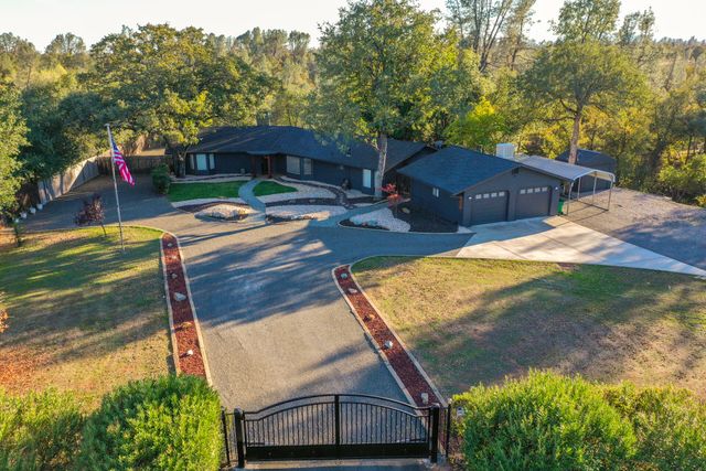 17063 Hawthorne Avenue, Anderson, CA 96007