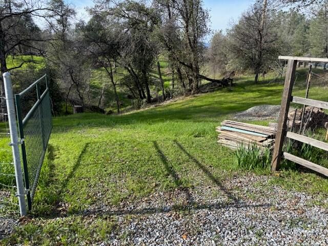 17063 Hawthorne Avenue, Anderson, CA 96007