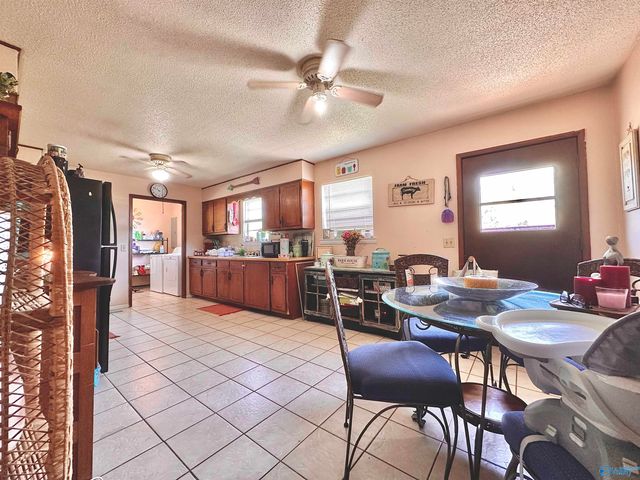 102 Clint Warren Street NE, Hanceville, AL 35077