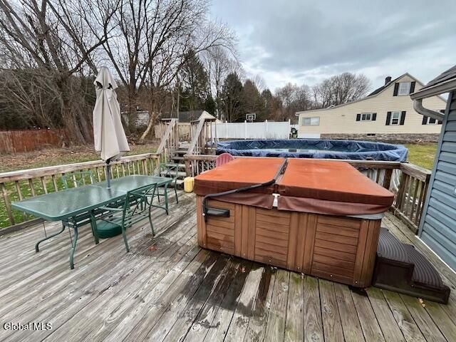 11 Baker Avenue, North Greenbush, NY 12198