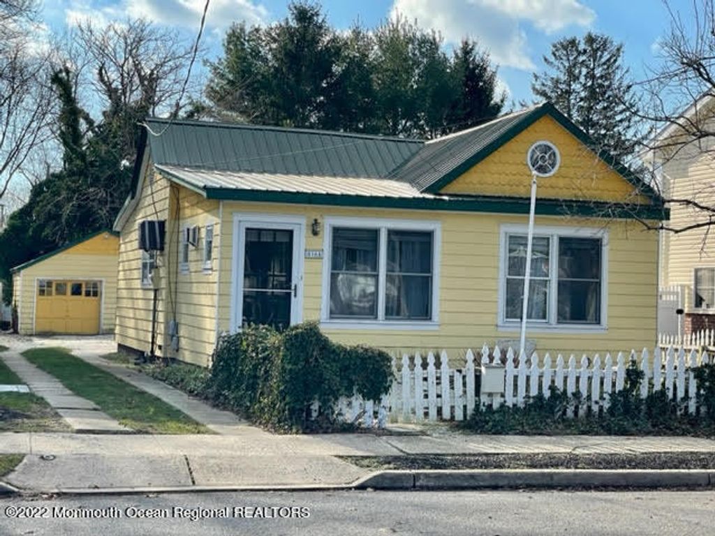 816 Atlantic Avenue A, Point Pleasant Beach, NJ 08742