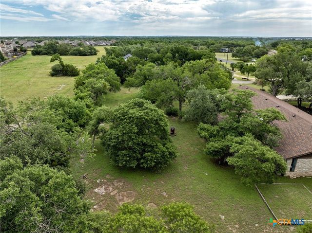 300 Sequoia Spur, Georgetown, TX 78628