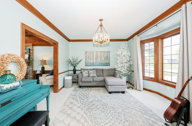 4924 Litchfield Road, Fort Wayne, IN 46835