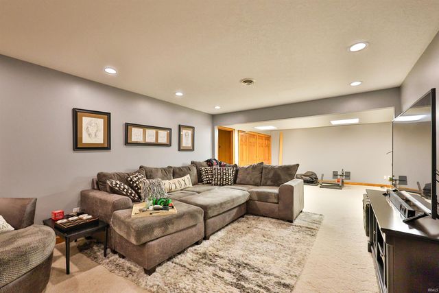 4924 Litchfield Road, Fort Wayne, IN 46835