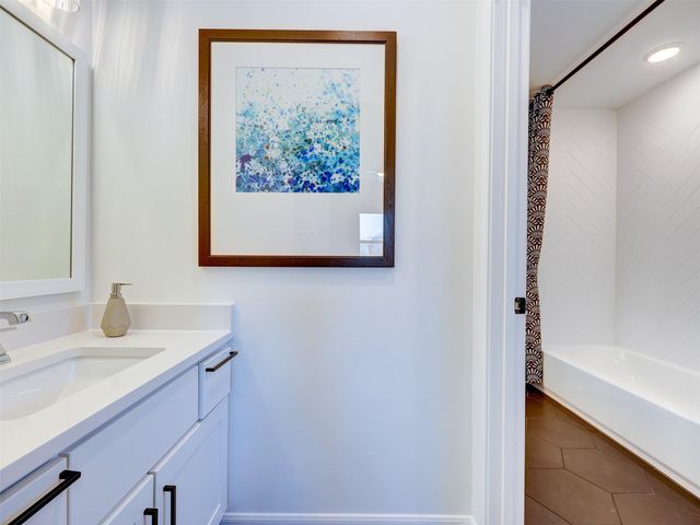 6220 Bower Well RD, Austin, TX 78738
