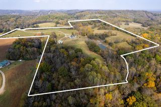 1344 Redbud Ln, Columbia, TN 38401