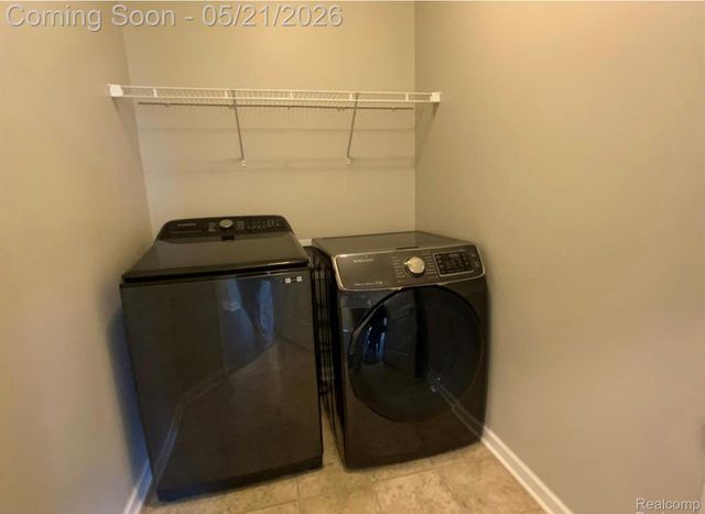 2060 Trimble Street, Orion Charter Township, MI 48360