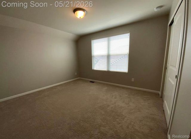 2060 Trimble Street, Orion Charter Township, MI 48360