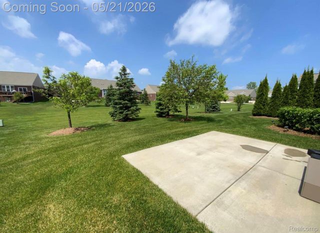 2060 Trimble Street, Orion Charter Township, MI 48360