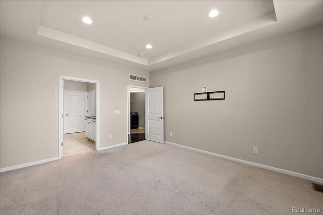 2060 Trimble Street, Orion Charter Township, MI 48360