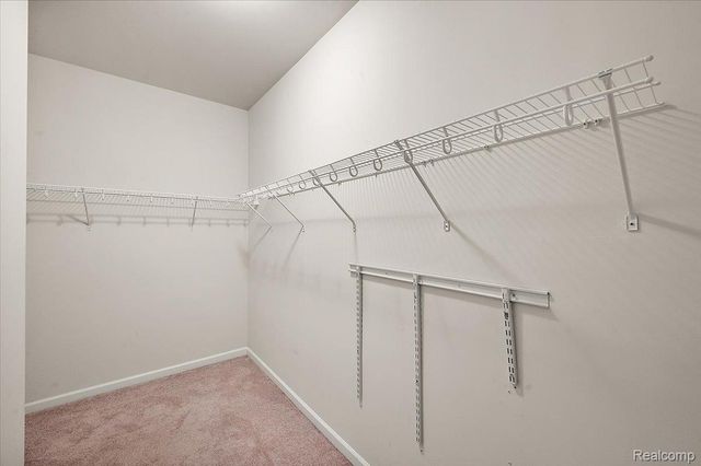 2060 Trimble Street, Orion Charter Township, MI 48360