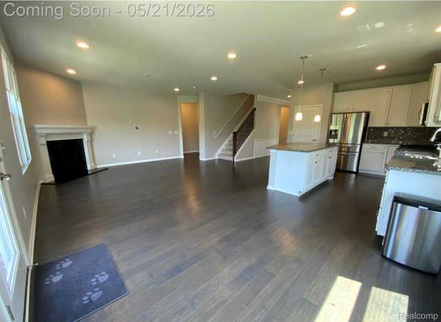 2060 Trimble Street, Orion Charter Township, MI 48360