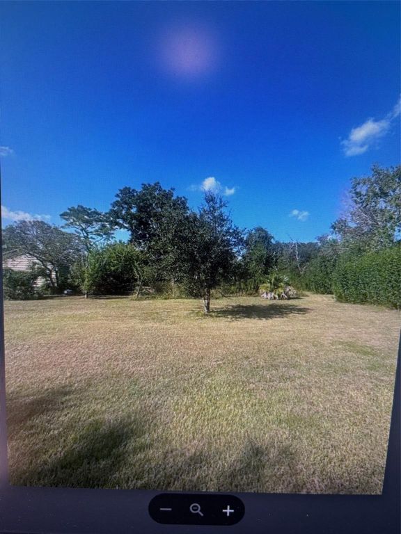 2025 Shanks Road, Angleton, TX 77515