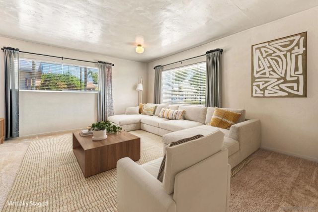 622 W 13th Ave, Escondido, CA 92025