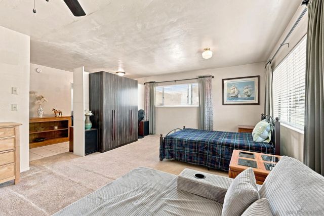 622 W 13th Ave, Escondido, CA 92025