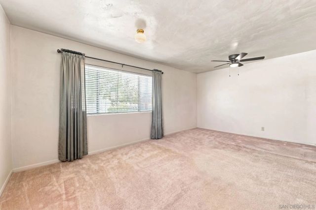 622 W 13th Ave, Escondido, CA 92025