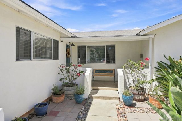 622 W 13th Ave, Escondido, CA 92025