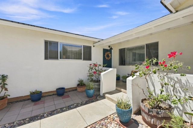 622 W 13th Ave, Escondido, CA 92025