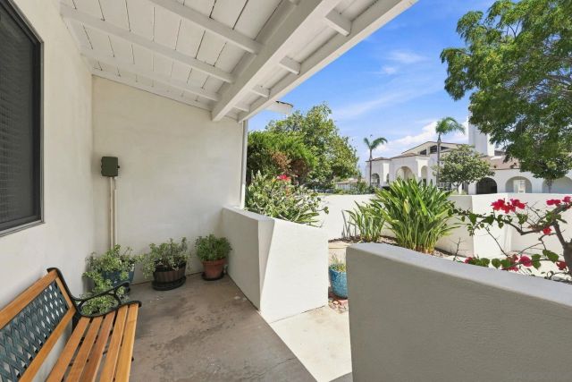 622 W 13th Ave, Escondido, CA 92025