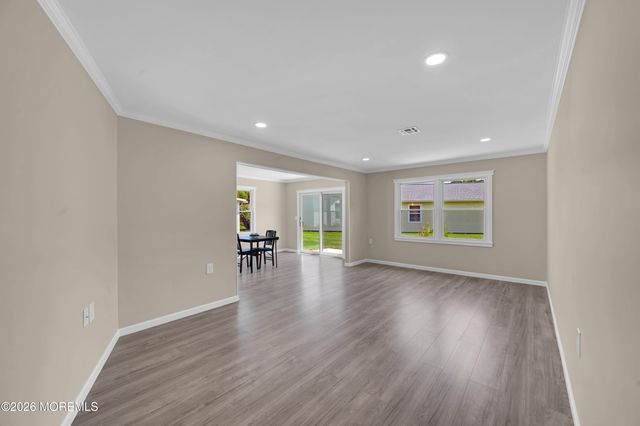 170 Everest Drive S, Brick, NJ 08724